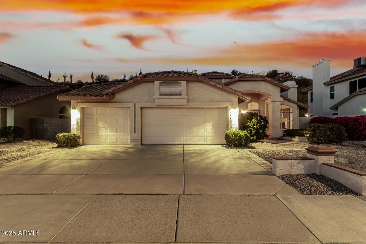 1626 W Acoma Dr., Phoenix, AZ 85023