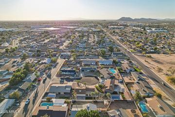 2004 W Kristal Way, Phoenix, AZ 85027