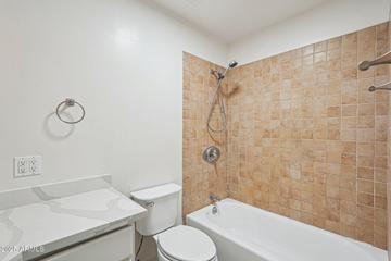 2004 W Kristal Way, Phoenix, AZ 85027