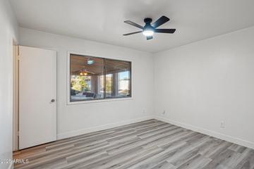 2004 W Kristal Way, Phoenix, AZ 85027