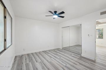 2004 W Kristal Way, Phoenix, AZ 85027