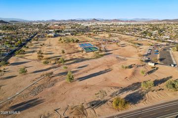 2004 W Kristal Way, Phoenix, AZ 85027