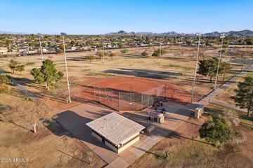 2004 W Kristal Way, Phoenix, AZ 85027
