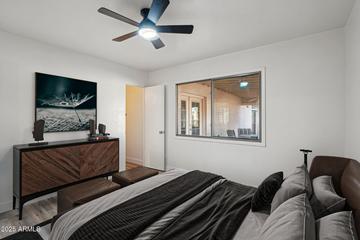 2004 W Kristal Way, Phoenix, AZ 85027