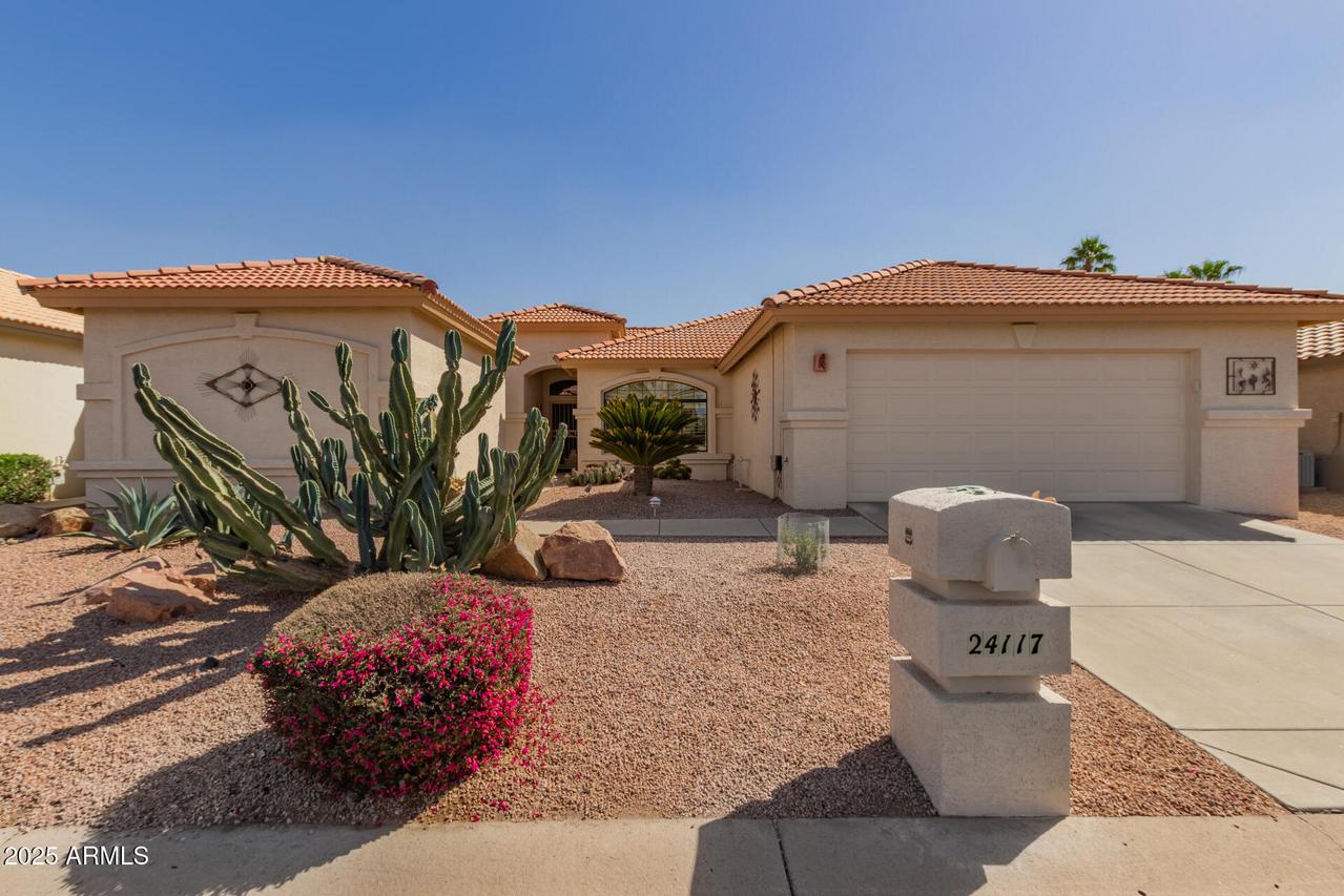24117 S Endeavor Dr., Sun Lakes, AZ 85248