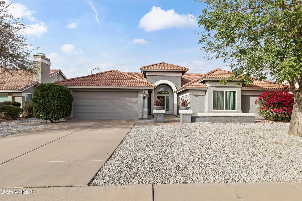 2906 E Nora St., Mesa, AZ 85213