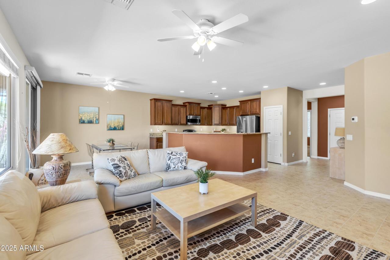 6792 W Willow Way, Florence, AZ 85132
