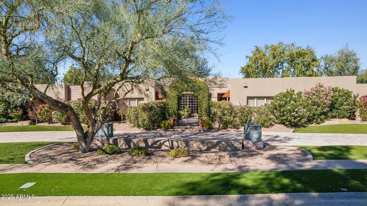 7720 E Vaquero Dr., Scottsdale, AZ 85258