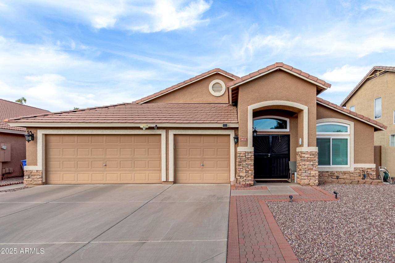 1412 E Erie St., Chandler, AZ 85225