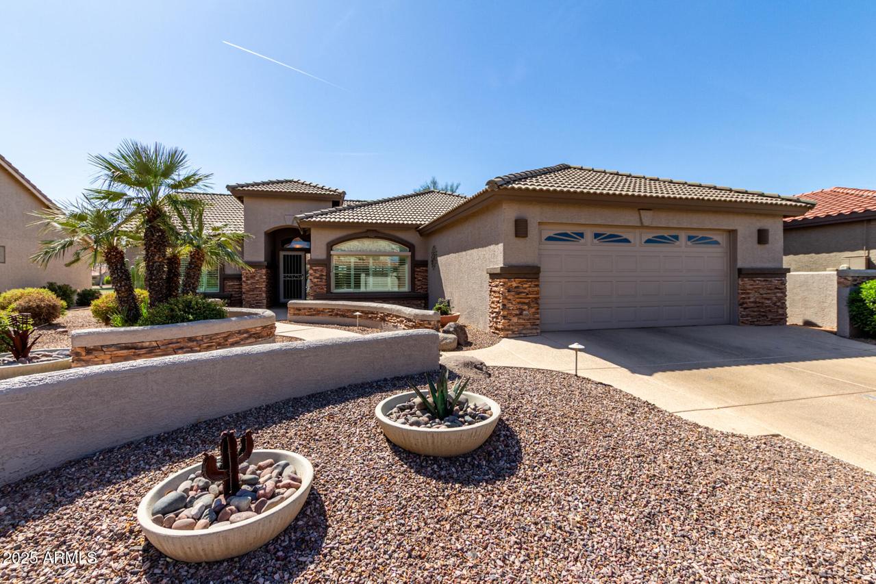 10039 E Emerald Dr., Sun Lakes, AZ 85248