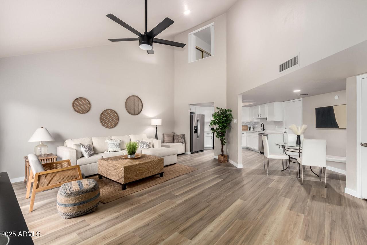 4210 W Calavar Rd., Phoenix, AZ 85053