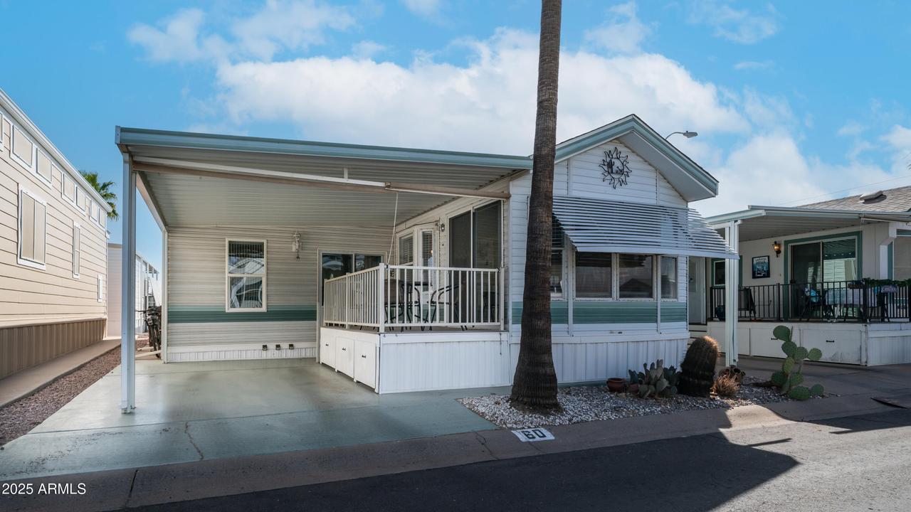 60 S Jacknife Dr., Apache Junction, AZ 85119