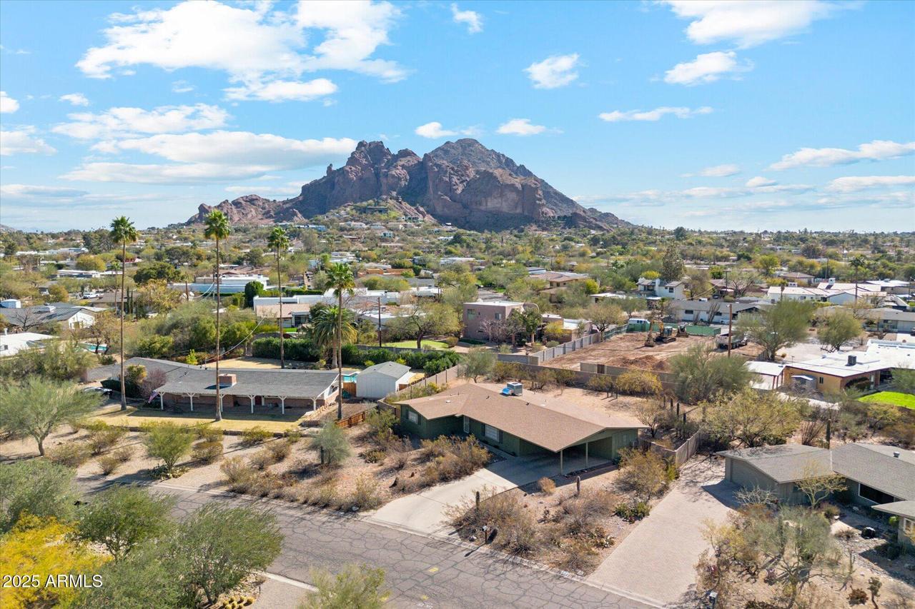 4165 E Saint Joseph Way, Phoenix, AZ 85018