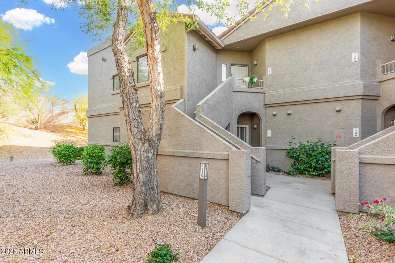 15225 N 100th St. #2210, Scottsdale, AZ 85260