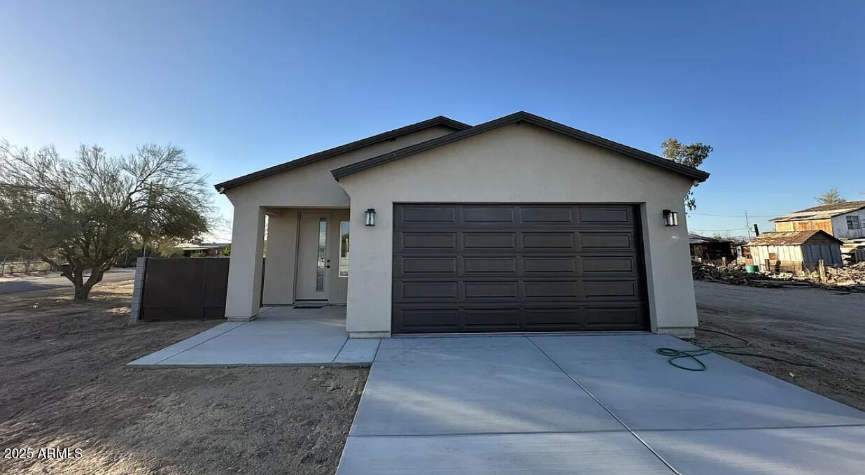 32406 N Center St., Wittmann, AZ 85361
