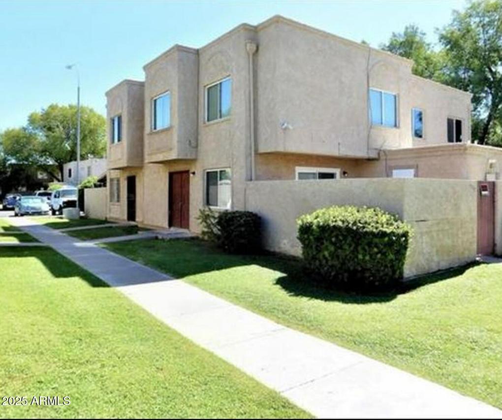 5420 W Lynwood St., Phoenix, AZ 85043