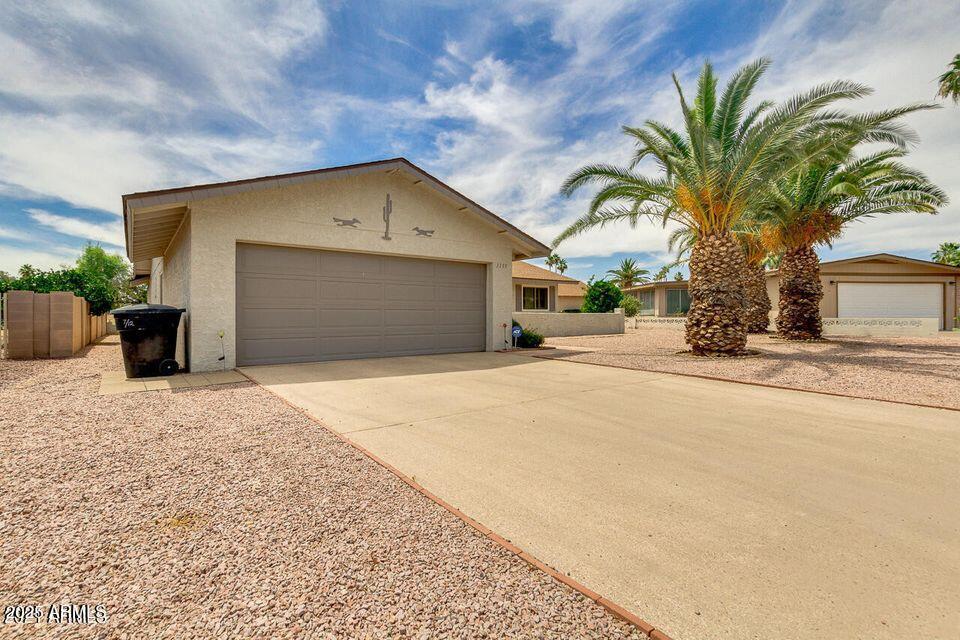 1135 S Longwood Loop, Mesa, AZ 85208