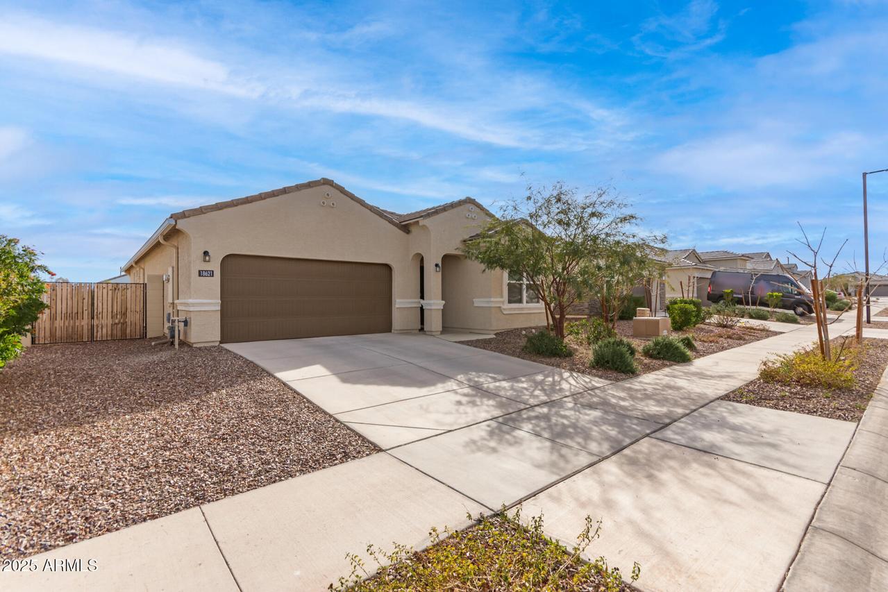 18621 W Hackamore Dr., Wittmann, AZ 85361
