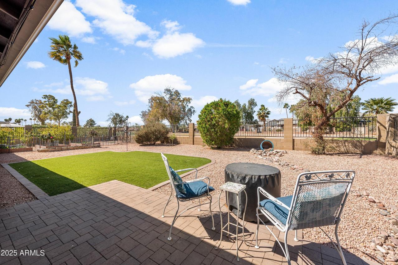 11820 S Half Moon Dr., Phoenix, AZ 85044