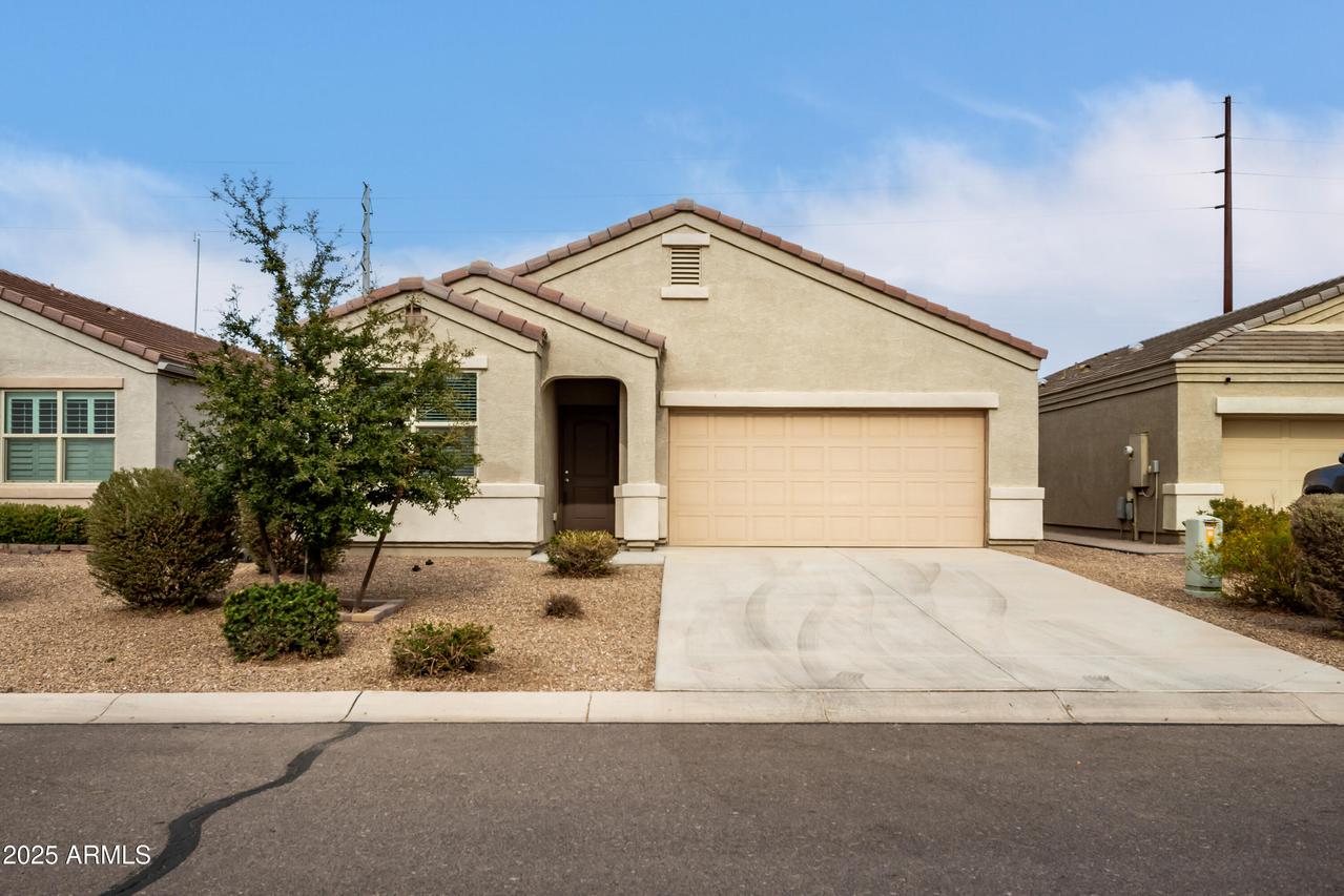 29065 N Fire Agate Rd., San Tan Valley, AZ 85143