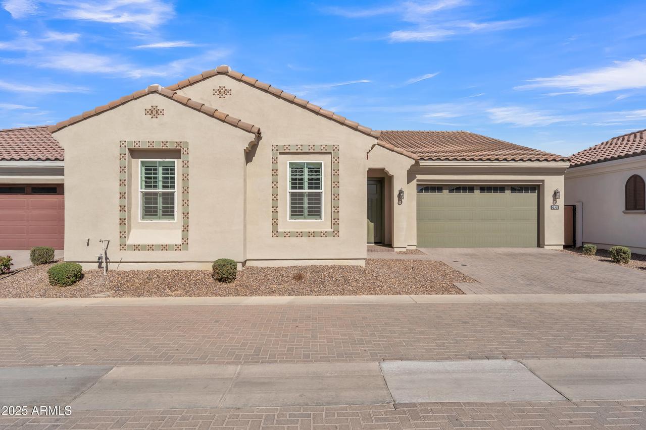 2458 E Lark St., Gilbert, AZ 85297