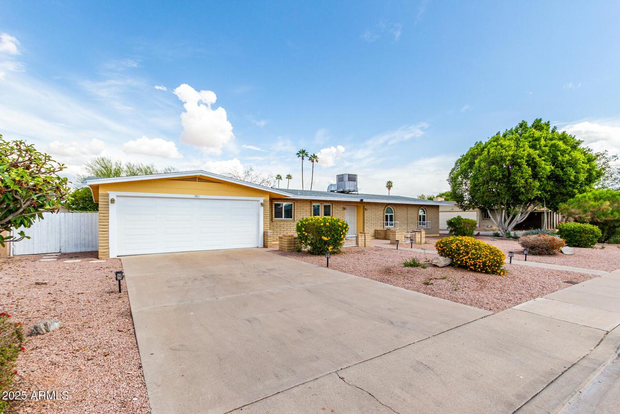 2016 E Elmwood St., Mesa, AZ 85213