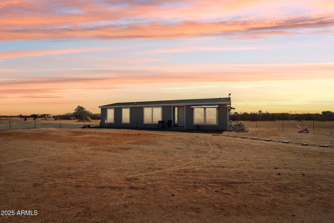 32583 N Felix Rd., San Tan Valley, AZ 85143