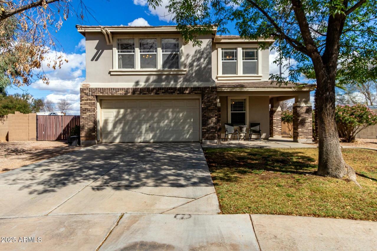 2562 E Oxford Ct., Gilbert, AZ 85295