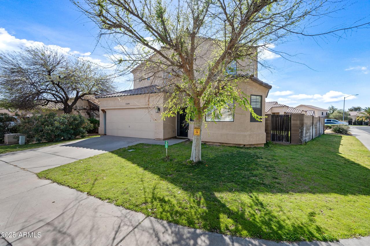 15646 N 20th Ave., Phoenix, AZ 85023