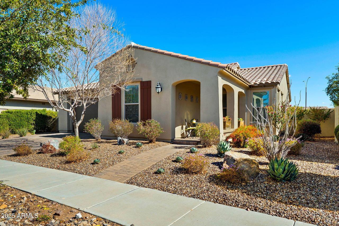 5742 S Winchester St., Mesa, AZ 85212