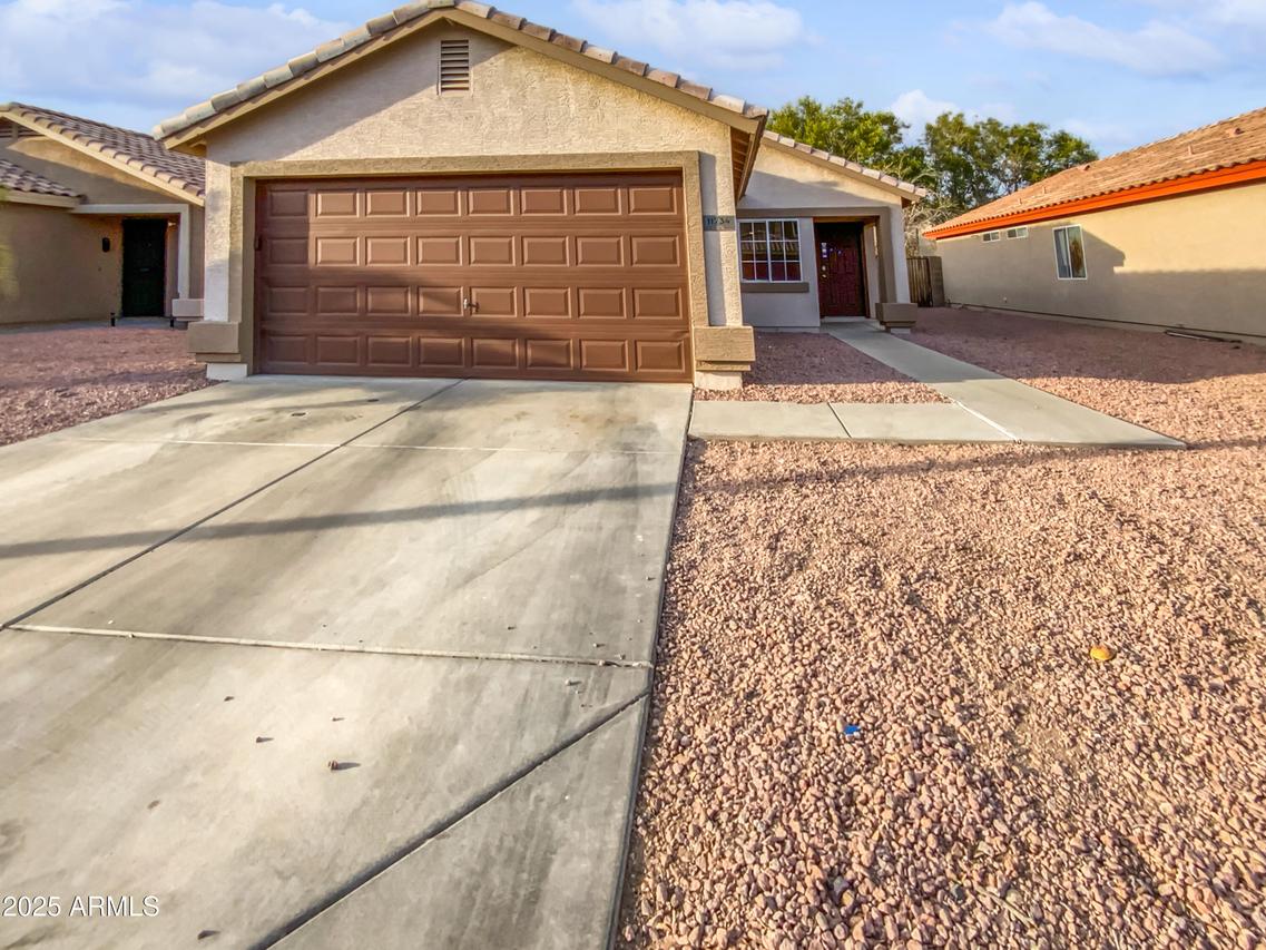 11734 W Paradise Dr., El Mirage, AZ 85335