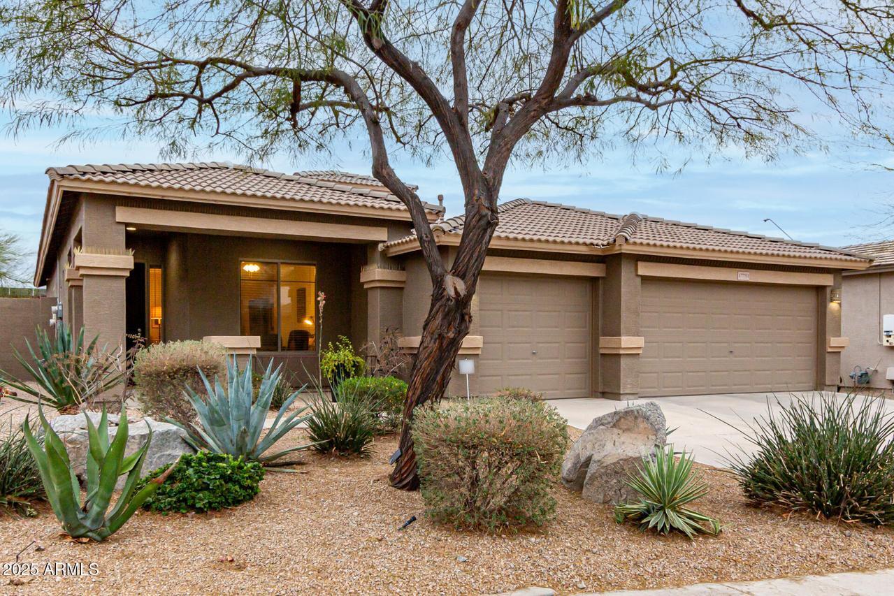 17751 W Desert View Ln., Goodyear, AZ 85338