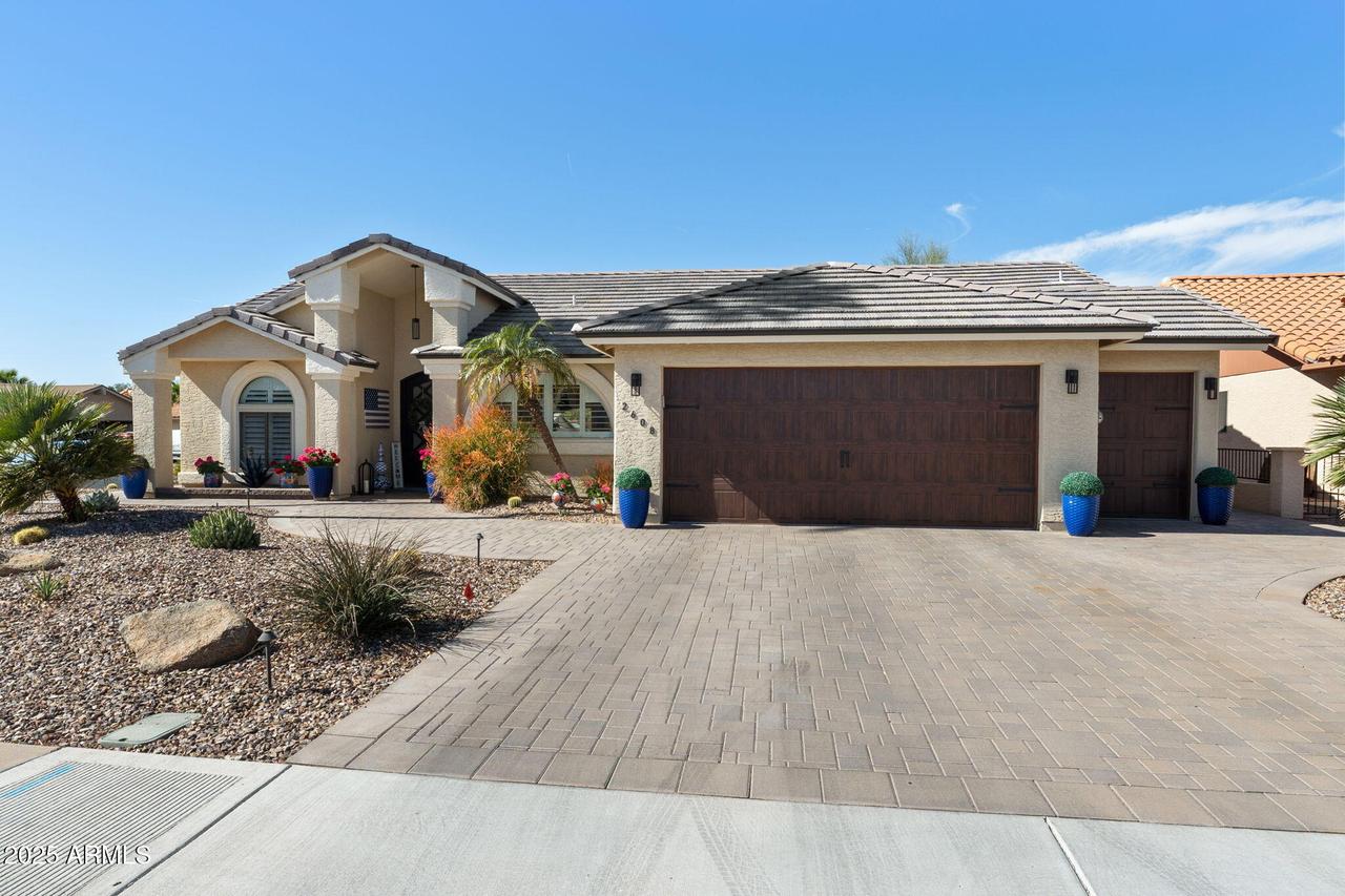 2608 Leisure World, Mesa, AZ 85206
