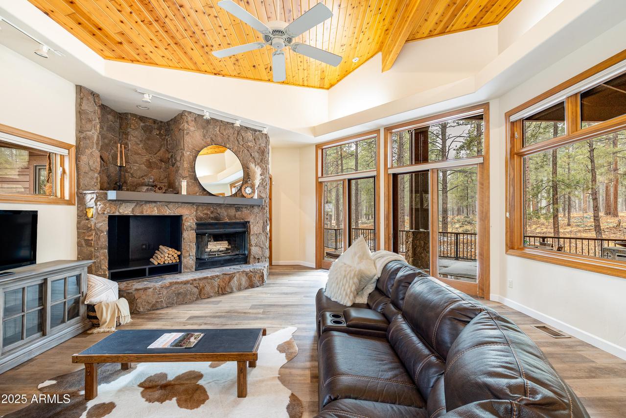 2775 Lindberg Spg, Flagstaff, AZ 86005