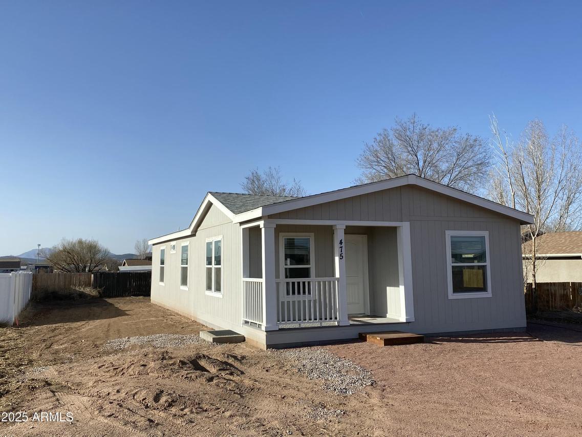 475 E Grand Canyon Rd., Paulden, AZ 86334