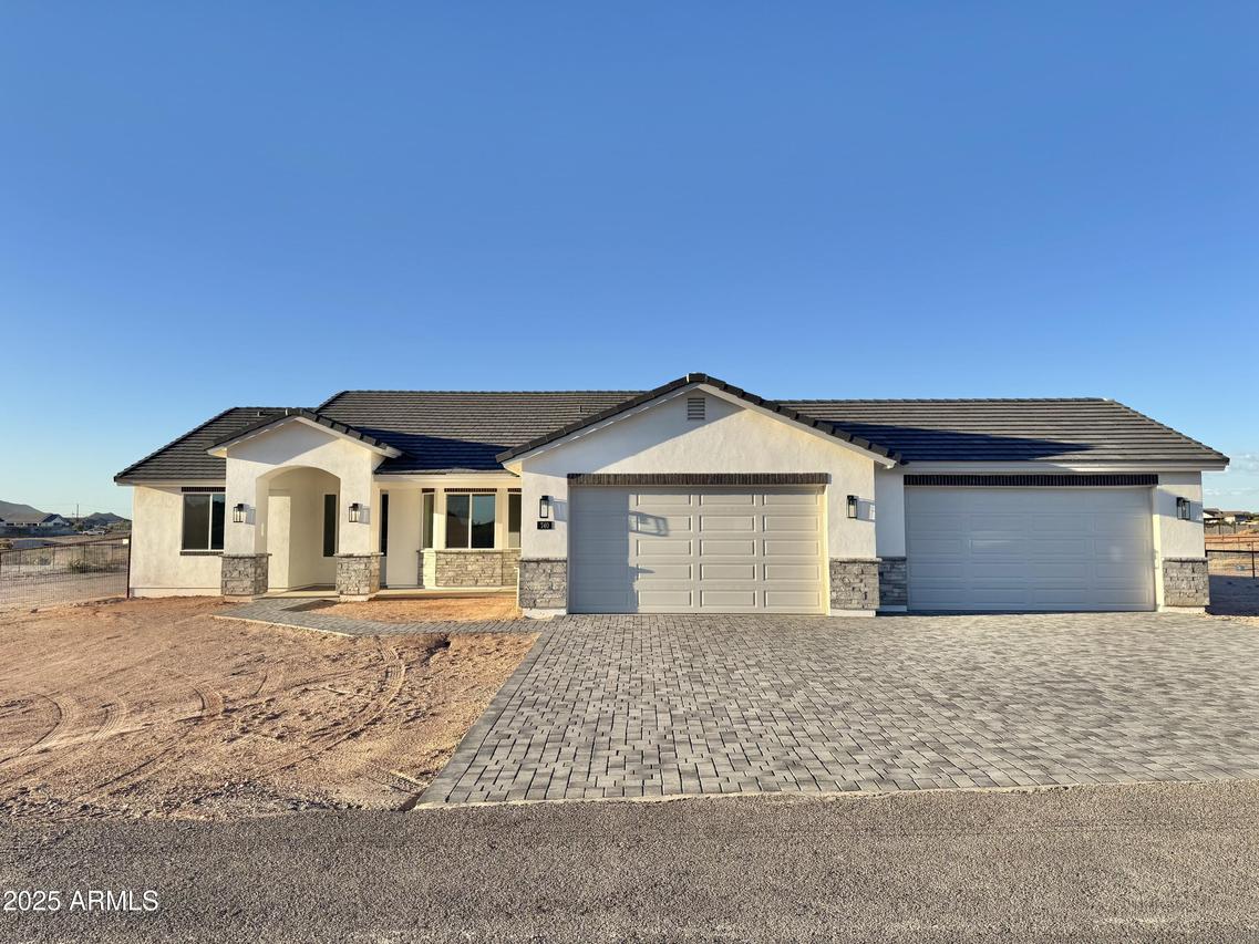 740 W Patrick Pl., San Tan Valley, AZ 85143