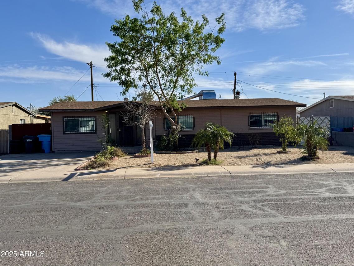 7921 W Pinchot Ave., Phoenix, AZ 85033