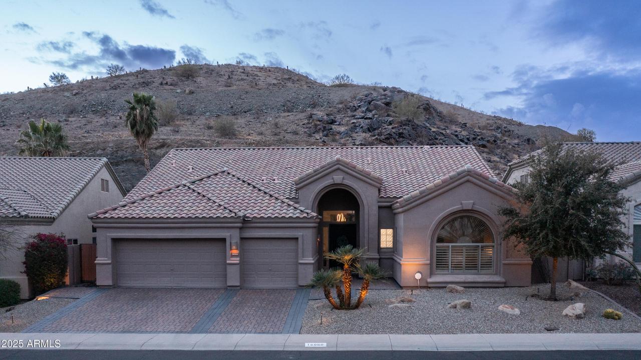 16060 S 4th St., Phoenix, AZ 85048