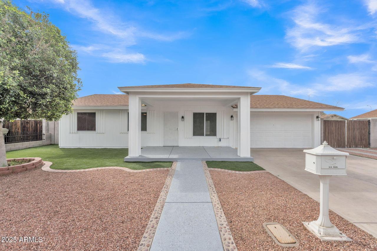 11430 N 57th Dr., Glendale, AZ 85304