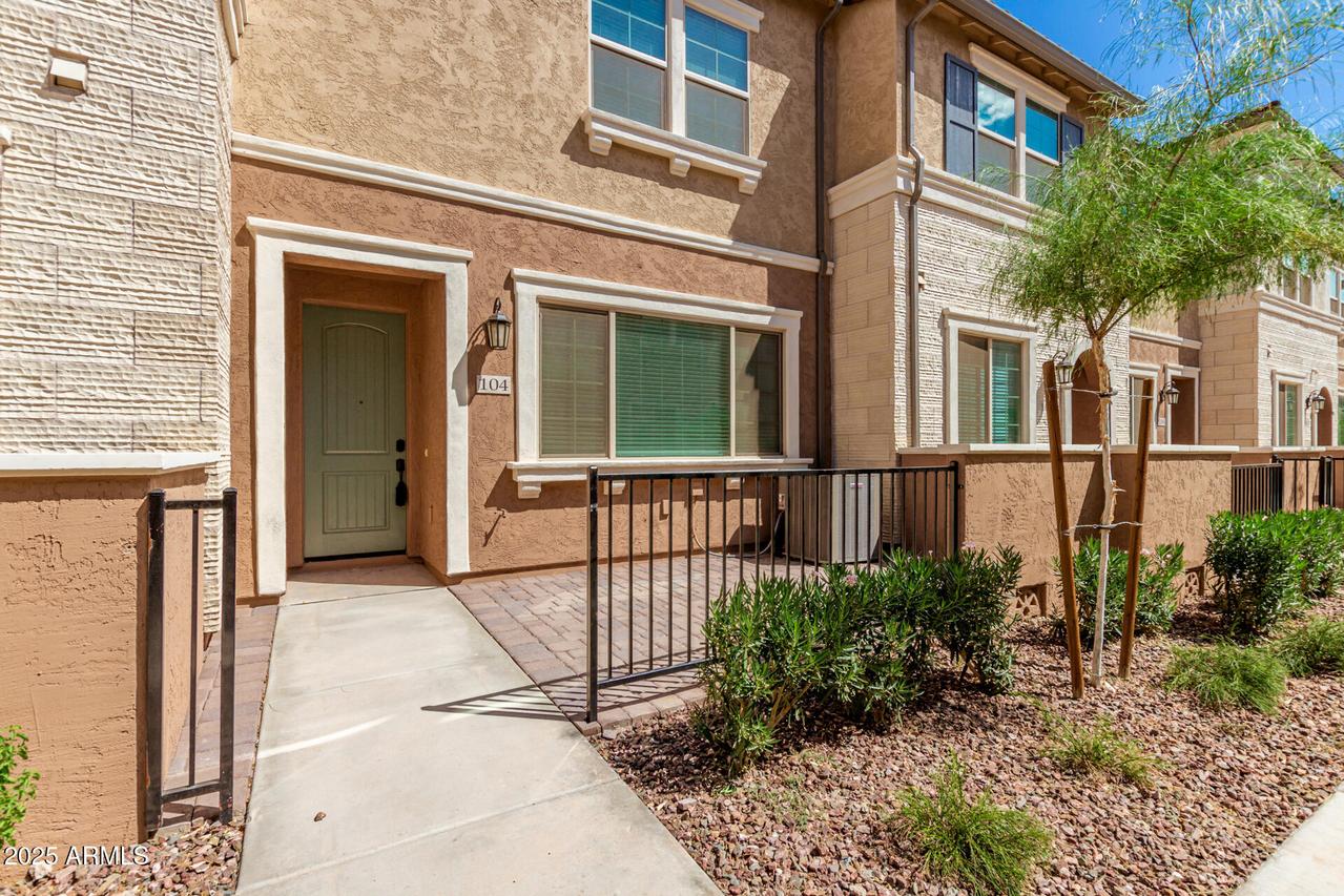 2632 S Peppertree Dr. #104, Gilbert, AZ 85295