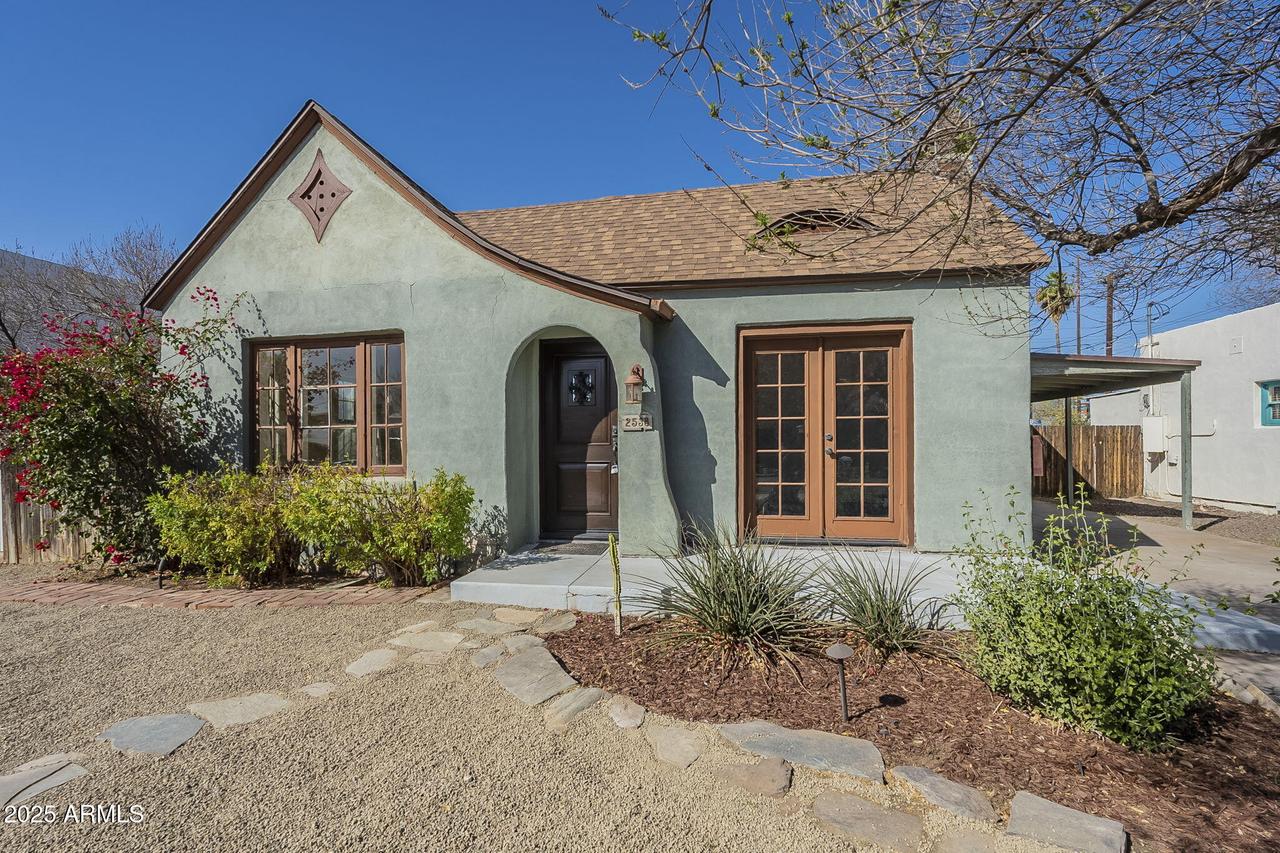 2538 N 8th St., Phoenix, AZ 85006