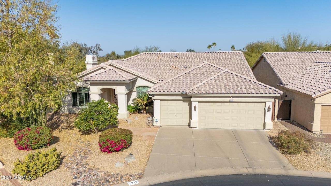 1240 E Friess Dr., Phoenix, AZ 85022