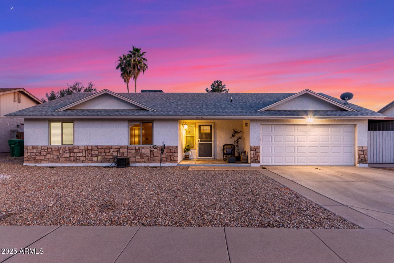 6237 E Inglewood St., Mesa, AZ 85205