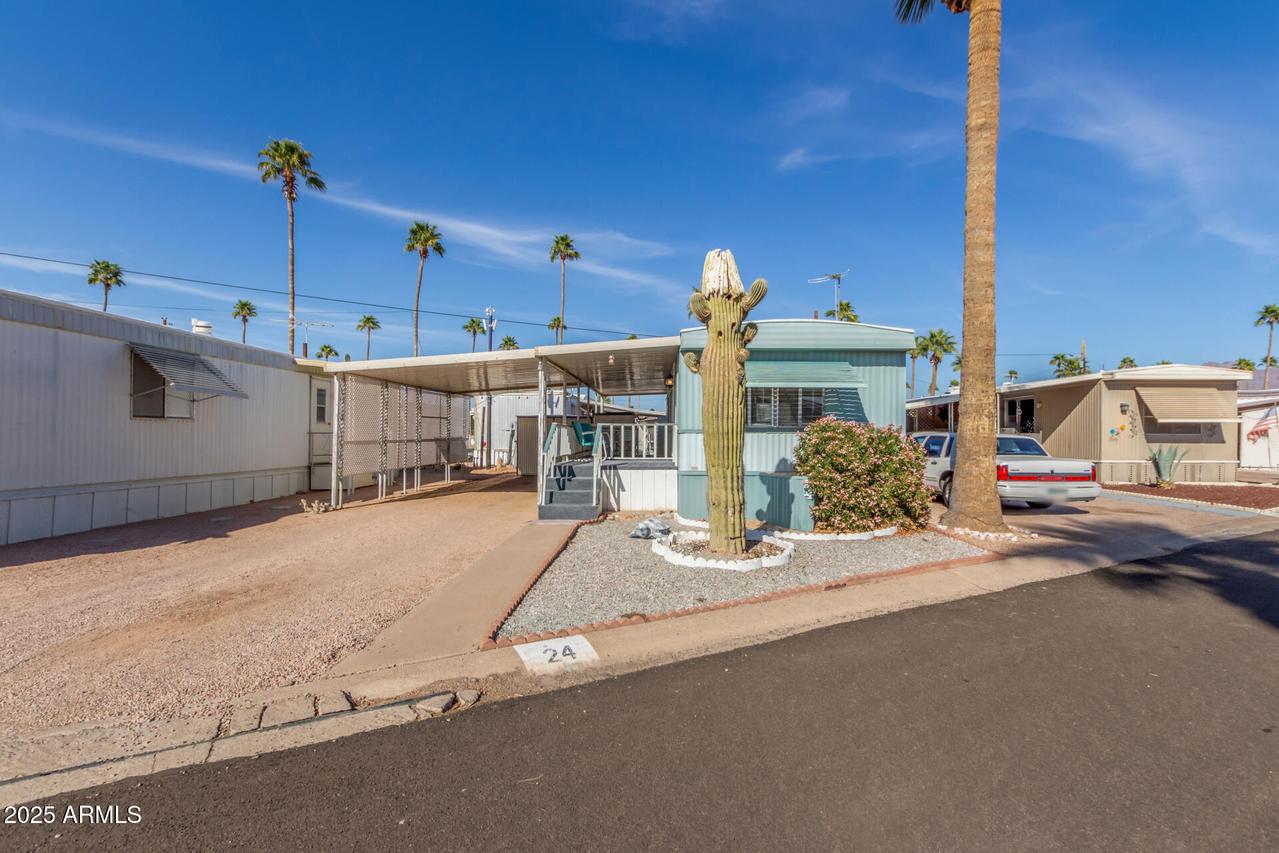 800 W Apache Tr. #24, Apache Junction, AZ 85120