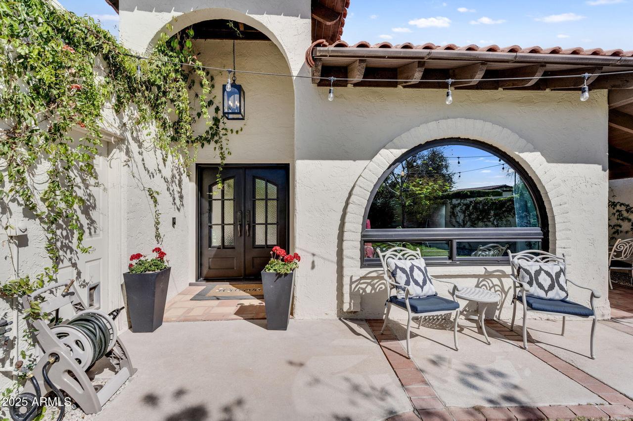 718 E Tuckey Ln., Phoenix, AZ 85014