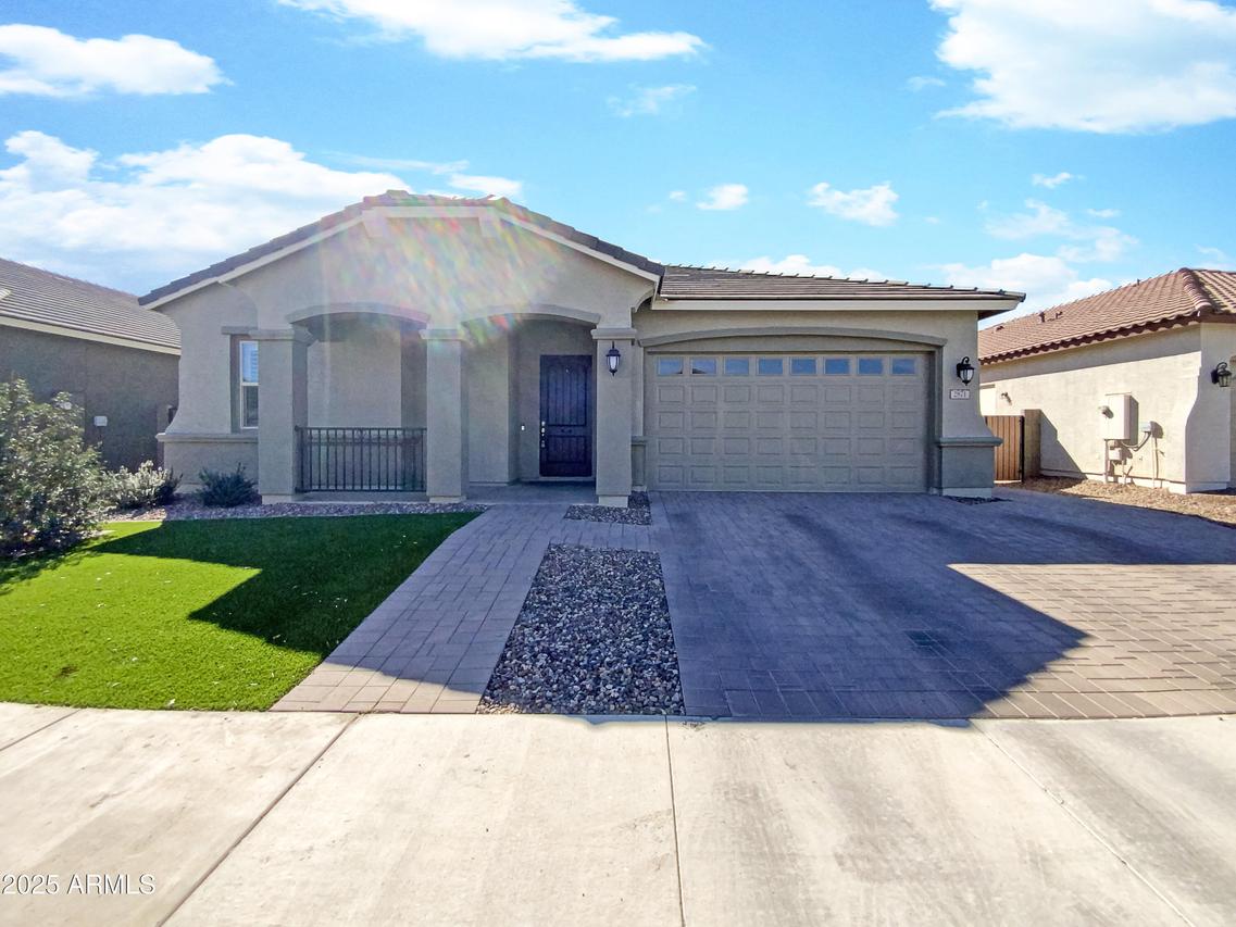2871 W Chevelon Dr., San Tan Valley, AZ 85144