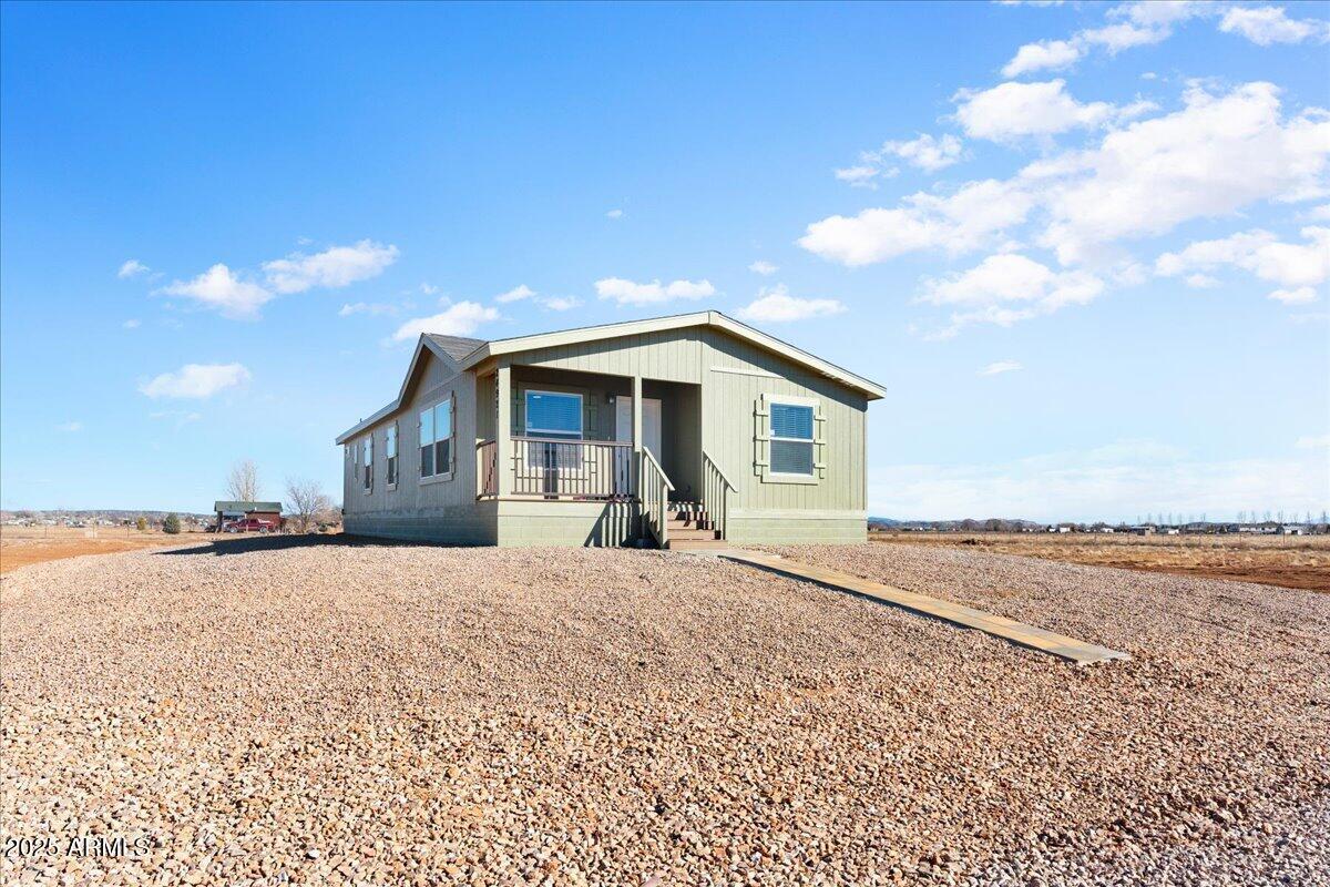 24921 N Verdot Rd., Paulden, AZ 86334