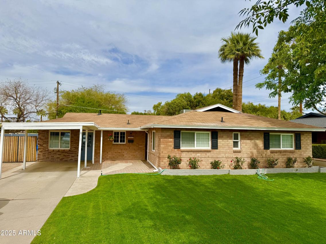 1940 E Montebello Ave., Phoenix, AZ 85016