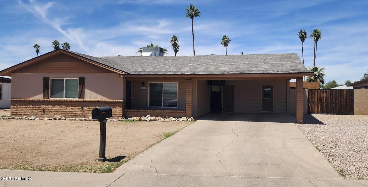 12402 N 36th Dr., Phoenix, AZ 85029