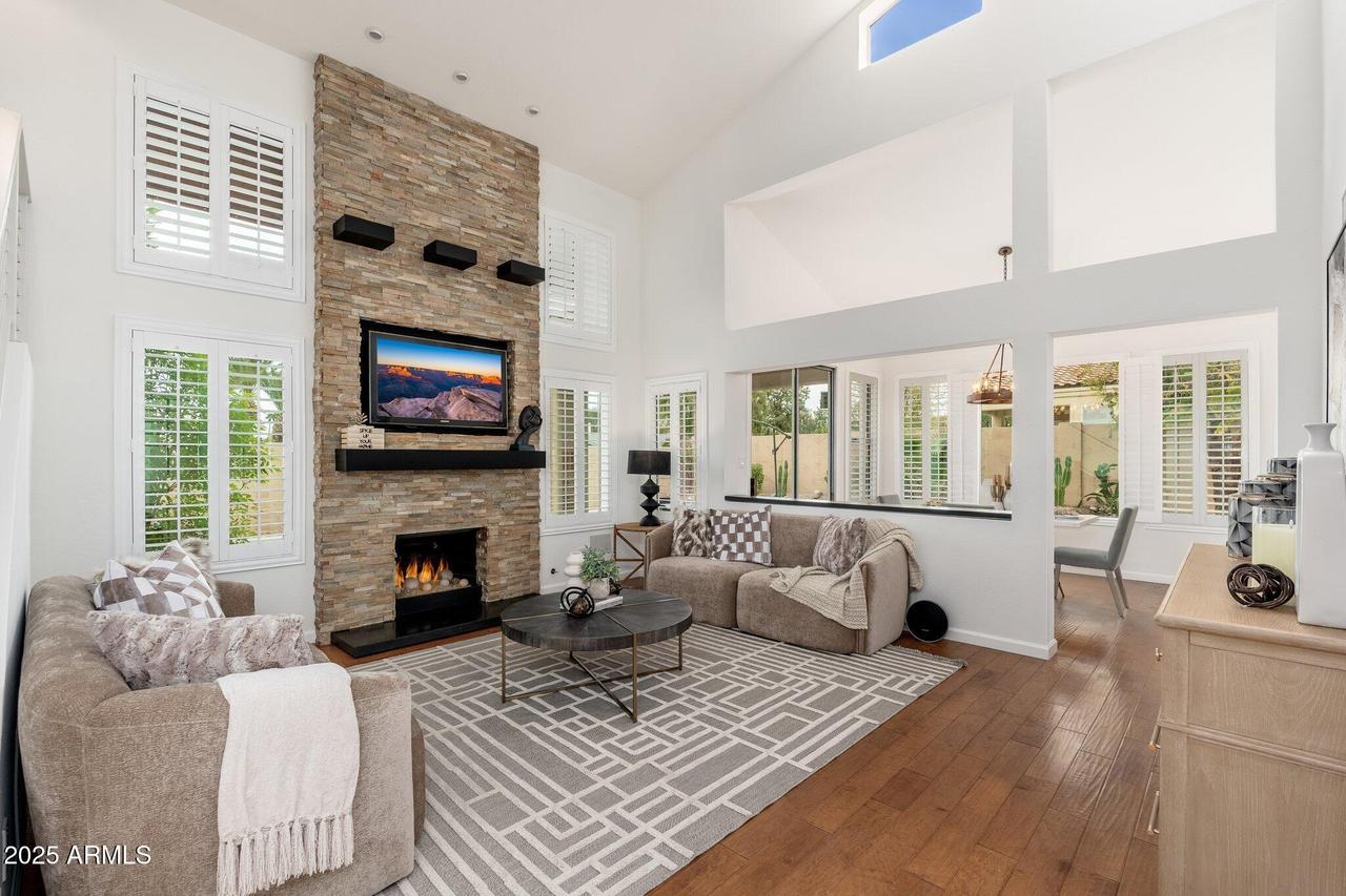 4151 E Mercer Ln., Phoenix, AZ 85028